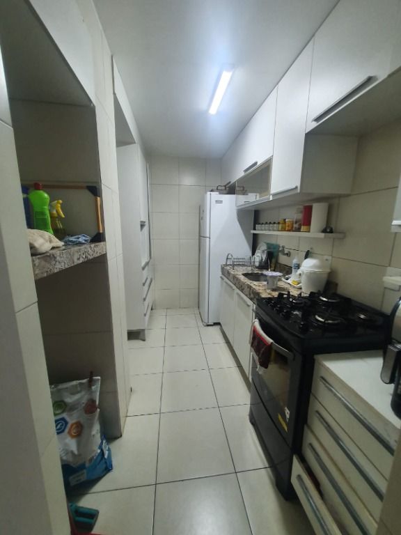 Apartamento à venda com 2 quartos, 61m² - Foto 19