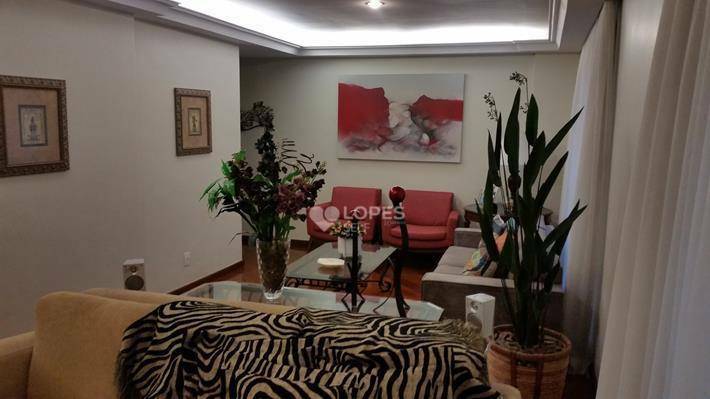 Apartamento à venda com 3 quartos, 215m² - Foto 2