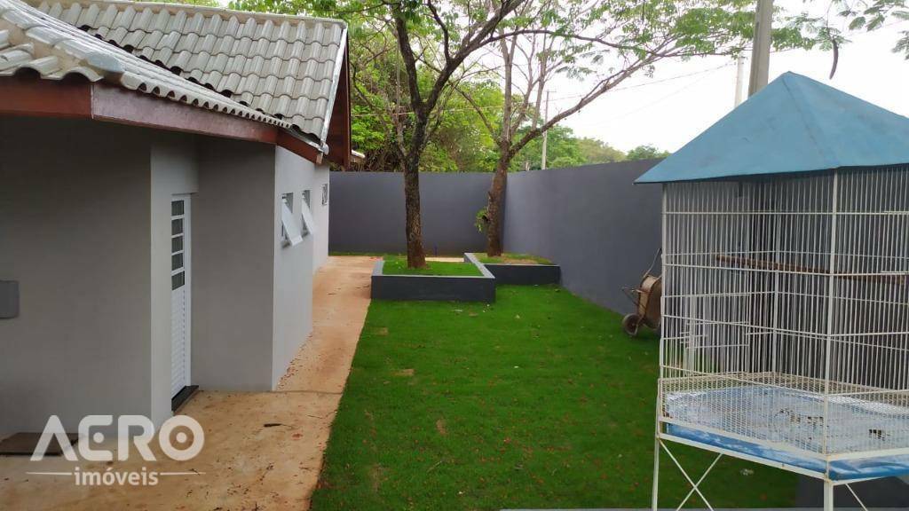 Chácara à venda com 4 quartos, 270m² - Foto 3