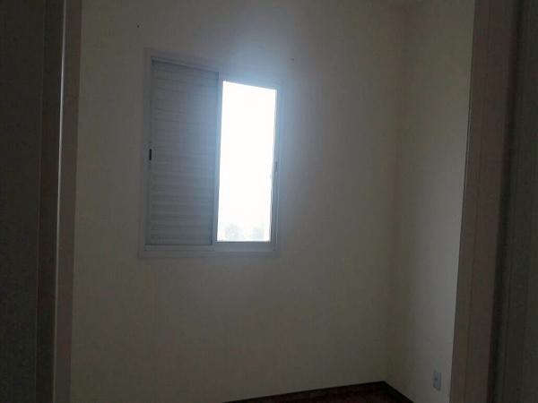 Apartamento para alugar com 2 quartos, 63m² - Foto 7