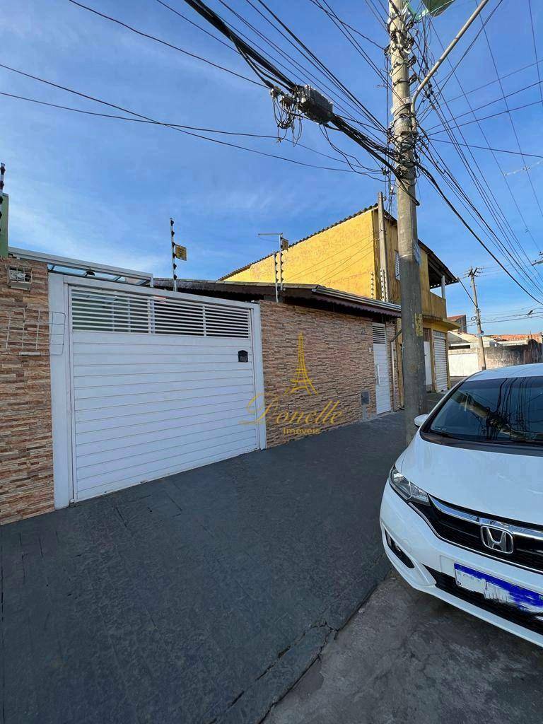 Casa à venda com 2 quartos, 78m² - Foto 2