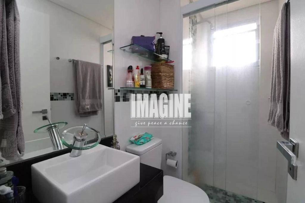 Apartamento à venda com 2 quartos, 97m² - Foto 17