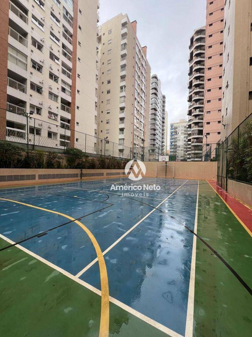 Apartamento à venda com 3 quartos, 224m² - Foto 46