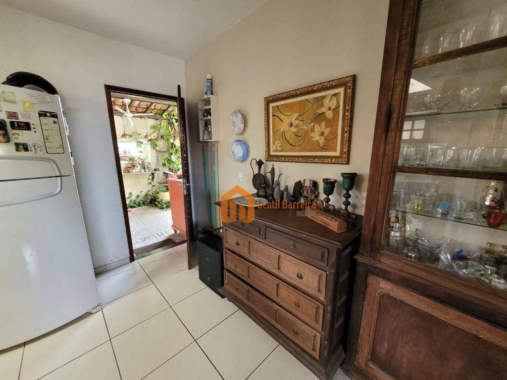 Casa de Condomínio à venda com 3 quartos, 137m² - Foto 13