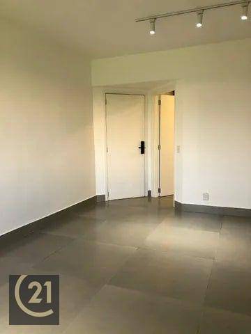 Apartamento à venda com 3 quartos, 84m² - Foto 11