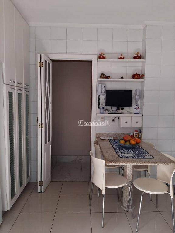 Apartamento à venda com 3 quartos, 144m² - Foto 6