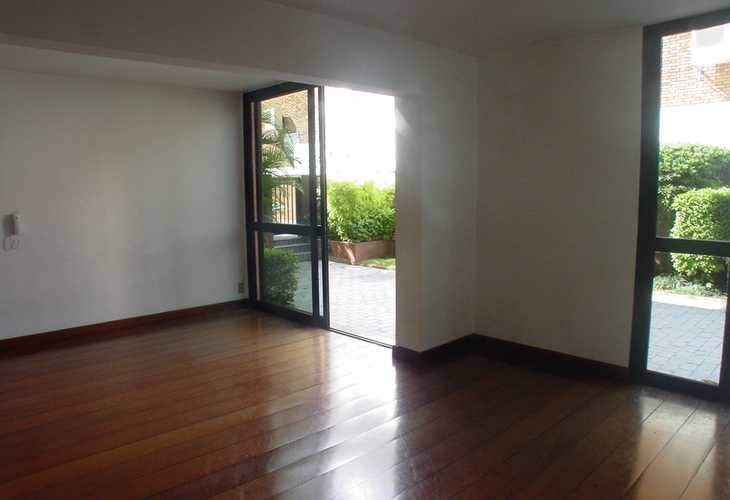 Apartamento à venda com 3 quartos, 200m² - Foto 5