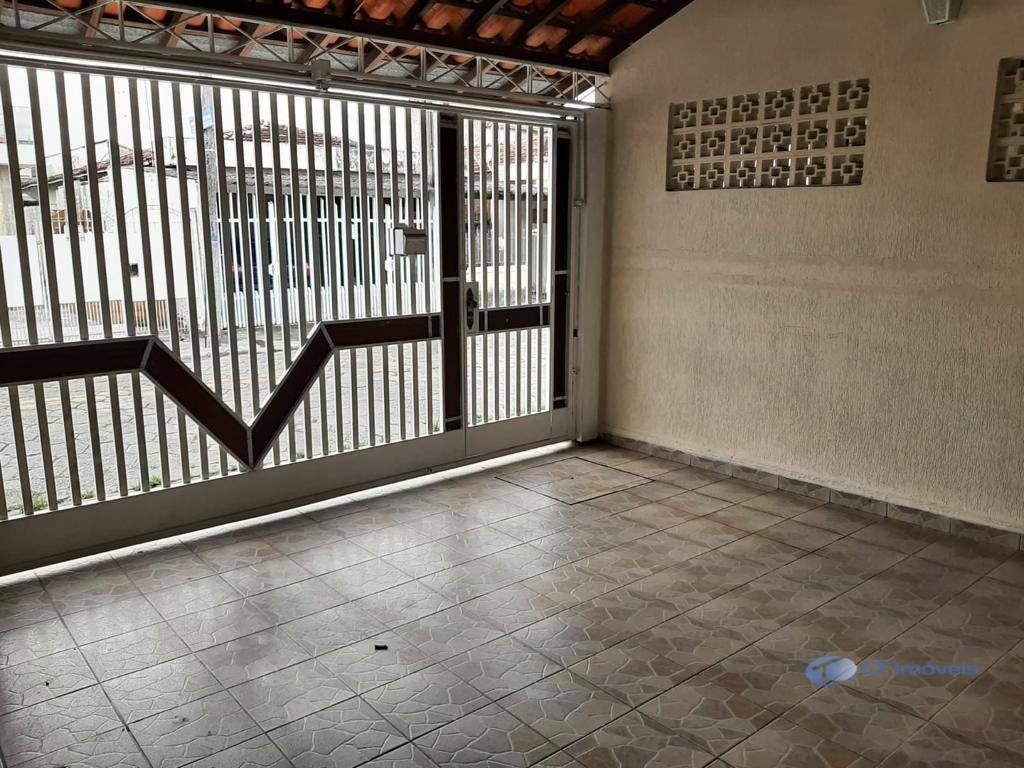 Casa à venda com 3 quartos, 101m² - Foto 2