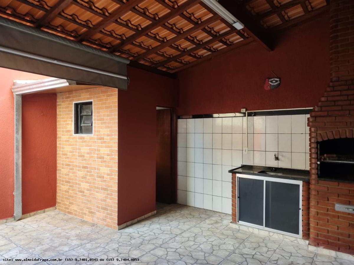 Casa à venda com 3 quartos, 200m² - Foto 18