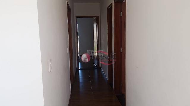 Casa à venda com 3 quartos, 300m² - Foto 13