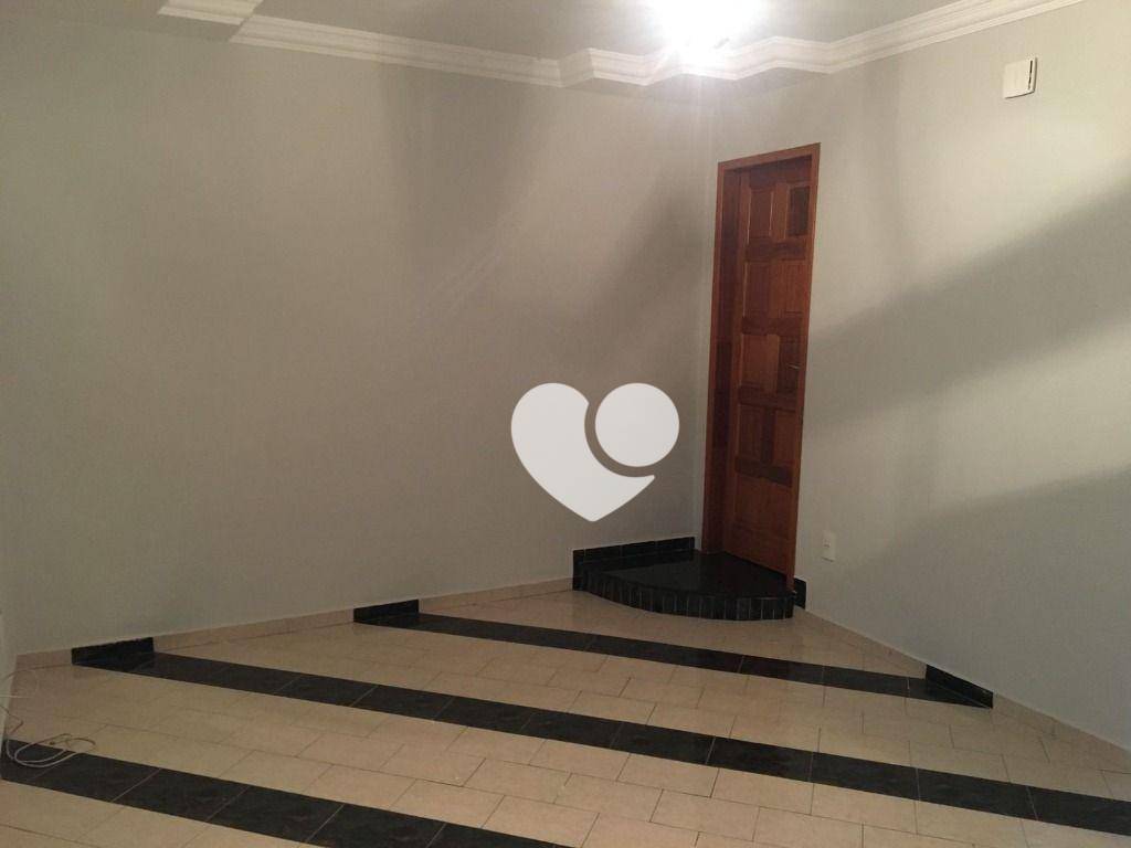 Casa para alugar com 2 quartos, 170m² - Foto 8