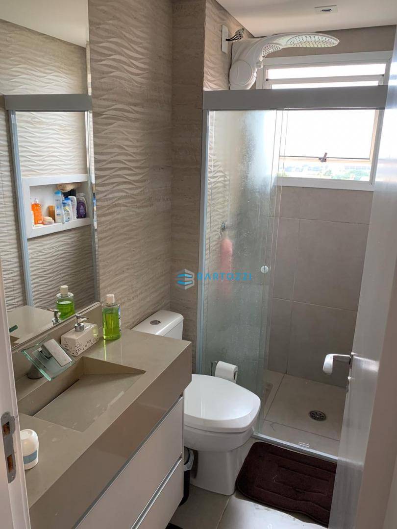 Apartamento à venda com 2 quartos, 67m² - Foto 20