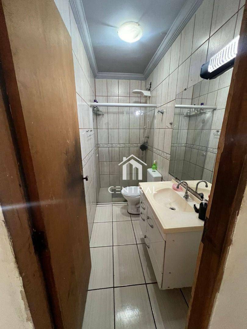 Casa à venda com 3 quartos, 199m² - Foto 6