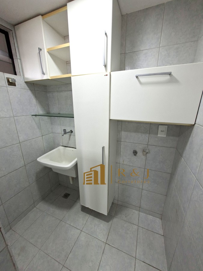 Apartamento para alugar com 3 quartos, 84m² - Foto 13