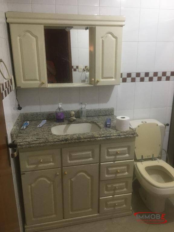 Apartamento à venda com 2 quartos, 75m² - Foto 12