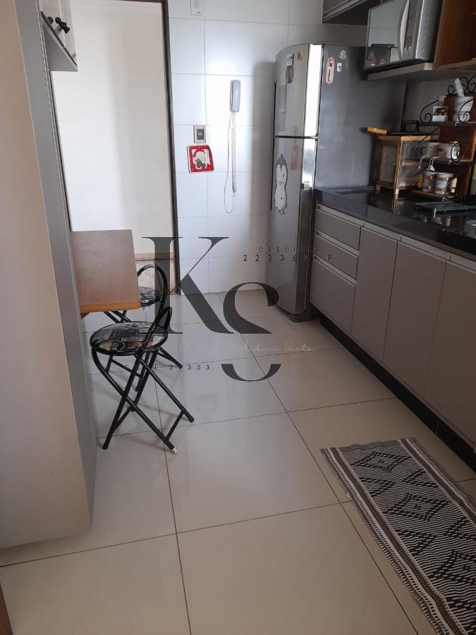 Apartamento à venda com 3 quartos, 95m² - Foto 23