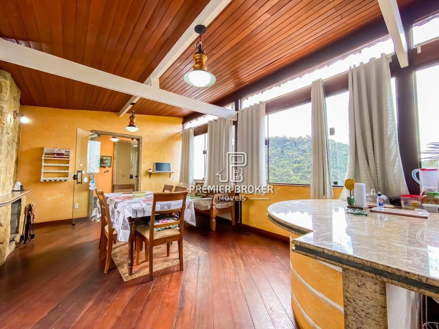 Casa de Condomínio à venda com 3 quartos, 300m² - Foto 12