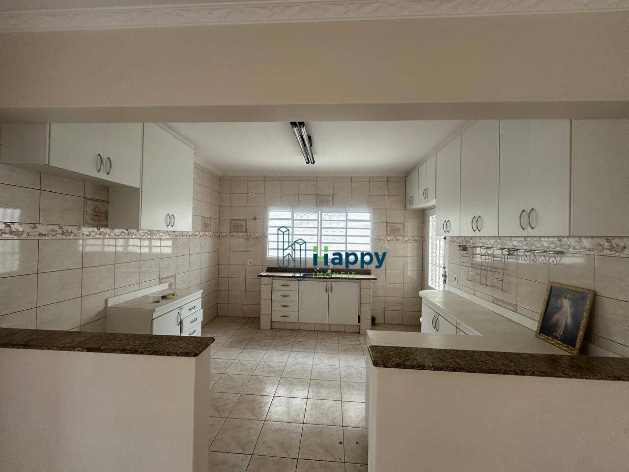 Casa, 3 quartos, 250 m² - Foto 2