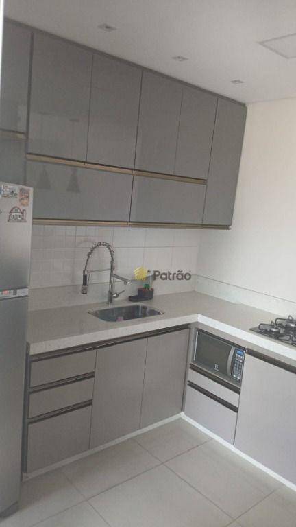 Apartamento à venda com 2 quartos, 74m² - Foto 23