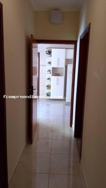 Casa à venda com 4 quartos, 300m² - Foto 6