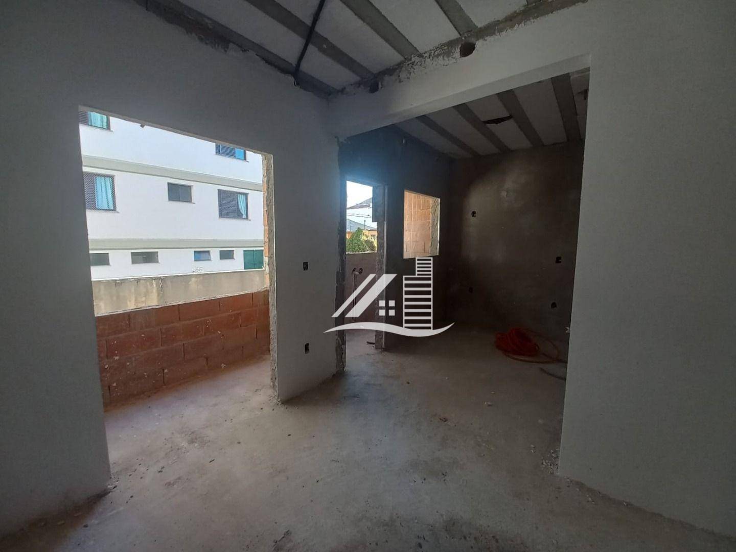 Apartamento à venda com 2 quartos, 63m² - Foto 2