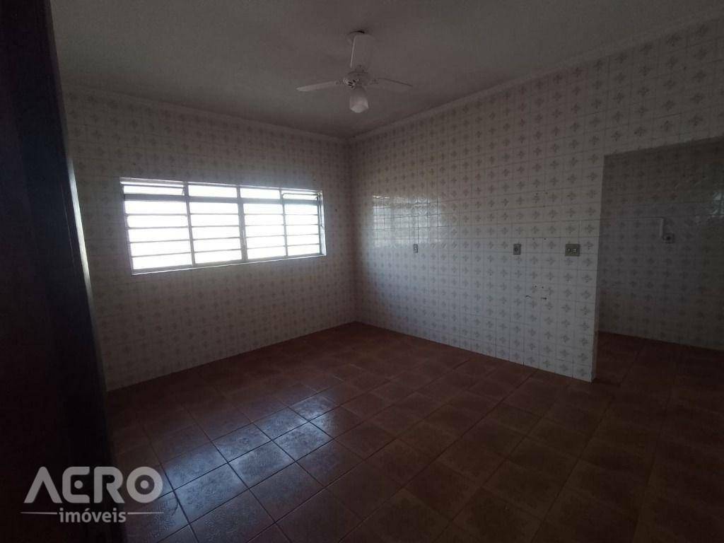 Casa à venda com 3 quartos, 170m² - Foto 5