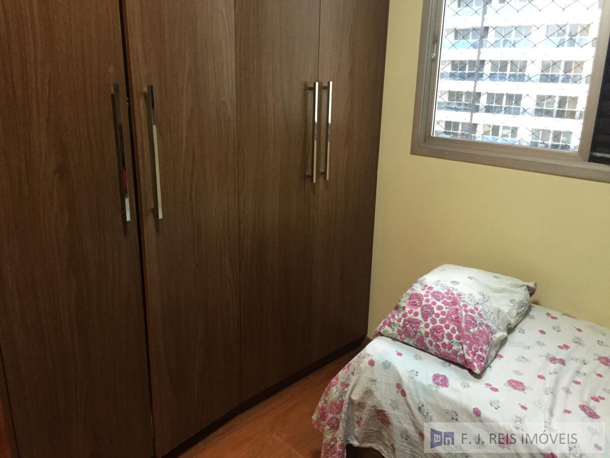 Apartamento à venda com 3 quartos, 90m² - Foto 33