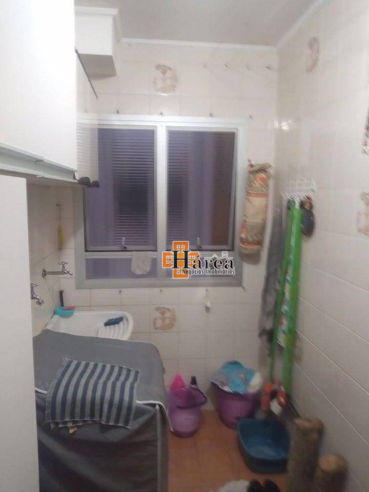Apartamento à venda com 2 quartos, 70m² - Foto 14