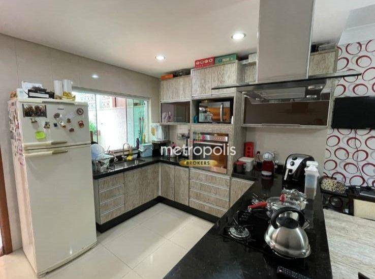 Sobrado à venda com 3 quartos, 250m² - Foto 7