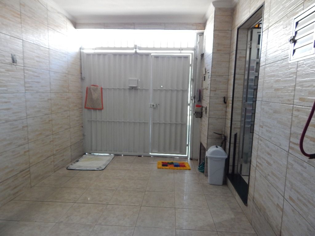 Sobrado à venda com 2 quartos, 80m² - Foto 4