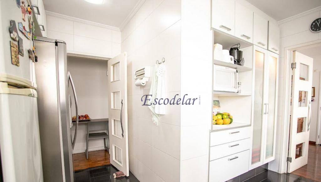 Apartamento à venda com 3 quartos, 170m² - Foto 14