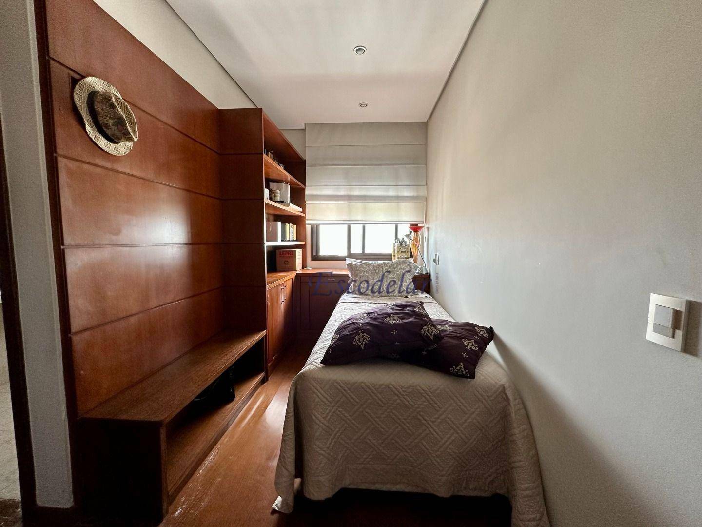 Apartamento à venda com 5 quartos, 374m² - Foto 9