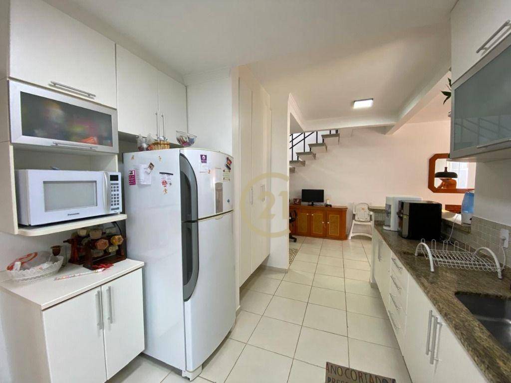 Casa de Condomínio à venda com 3 quartos, 158m² - Foto 14