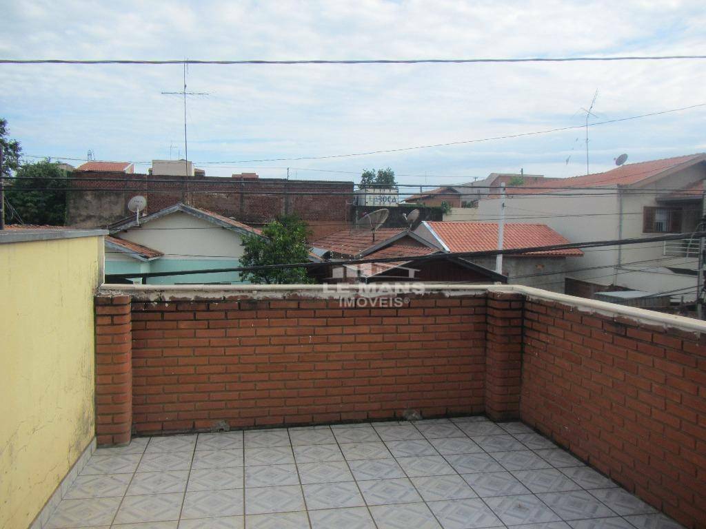 Casa à venda com 3 quartos, 200m² - Foto 9