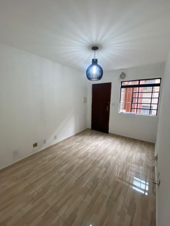 Apartamento à venda com 2 quartos, 50m² - Foto 2