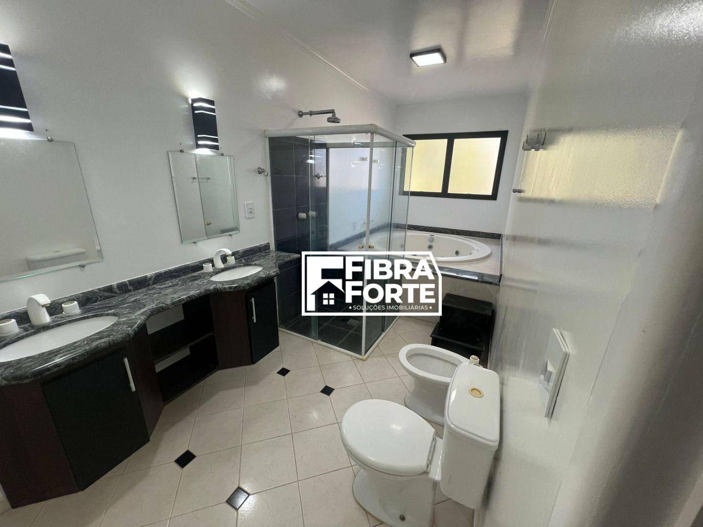Casa de Condomínio para alugar com 5 quartos, 410m² - Foto 24