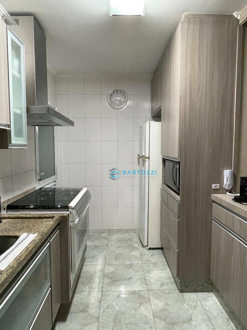 Apartamento à venda com 3 quartos, 96m² - Foto 6