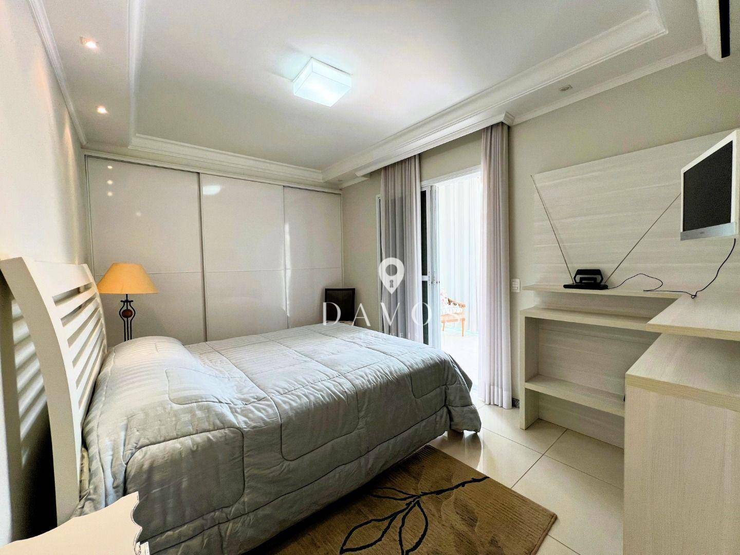 Casa à venda com 3 quartos, 318m² - Foto 20