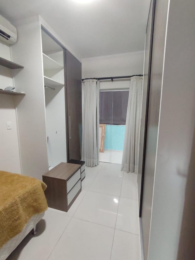 Casa à venda com 3 quartos, 291m² - Foto 13