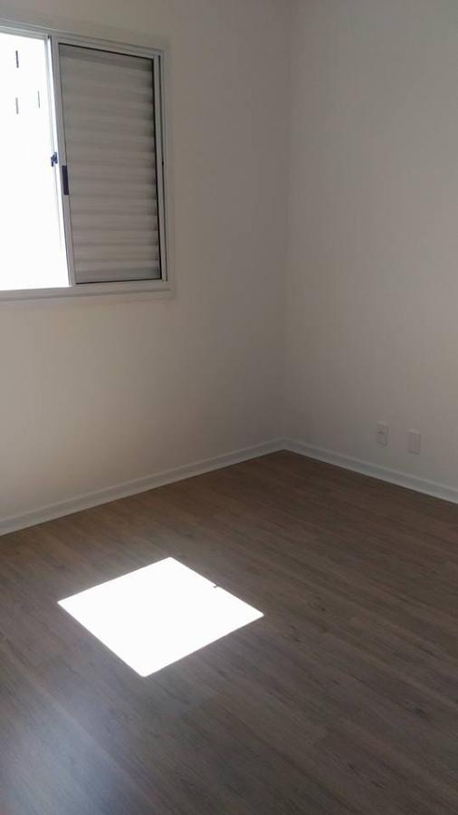 Apartamento à venda com 2 quartos, 51m² - Foto 2