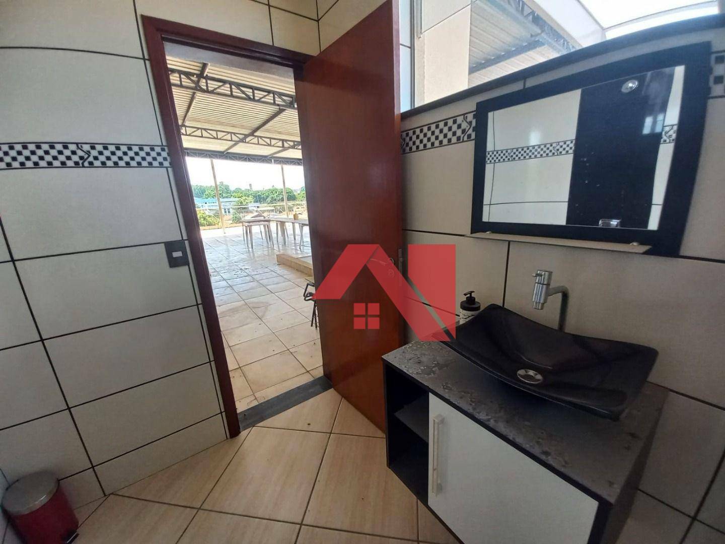 Sobrado à venda com 3 quartos, 540m² - Foto 8