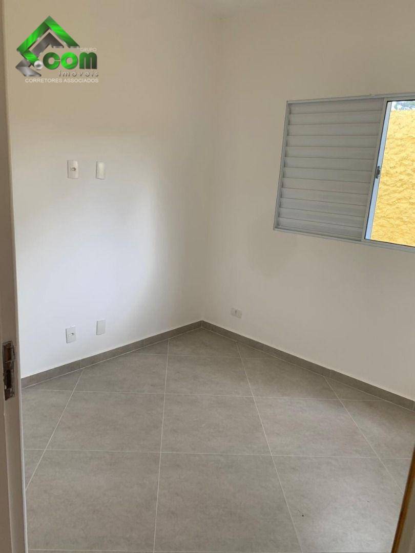 Casa à venda com 3 quartos, 118m² - Foto 13