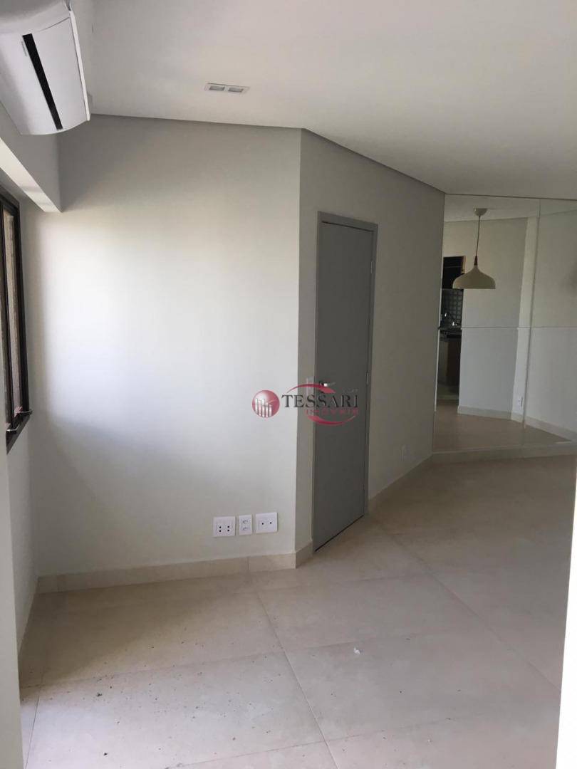 Apartamento à venda com 2 quartos, 131m² - Foto 3