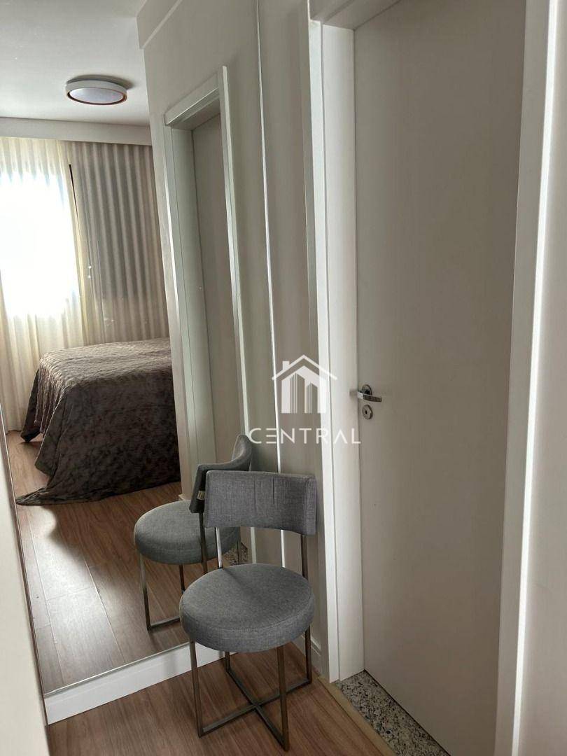 Apartamento à venda com 2 quartos, 67m² - Foto 6