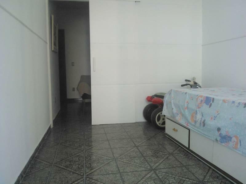 Apartamento à venda com 2 quartos, 75m² - Foto 6