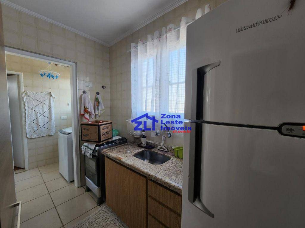 Apartamento à venda com 2 quartos, 62m² - Foto 5