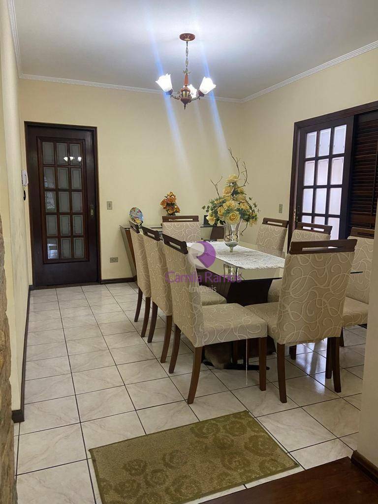 Sobrado à venda com 3 quartos, 250m² - Foto 11