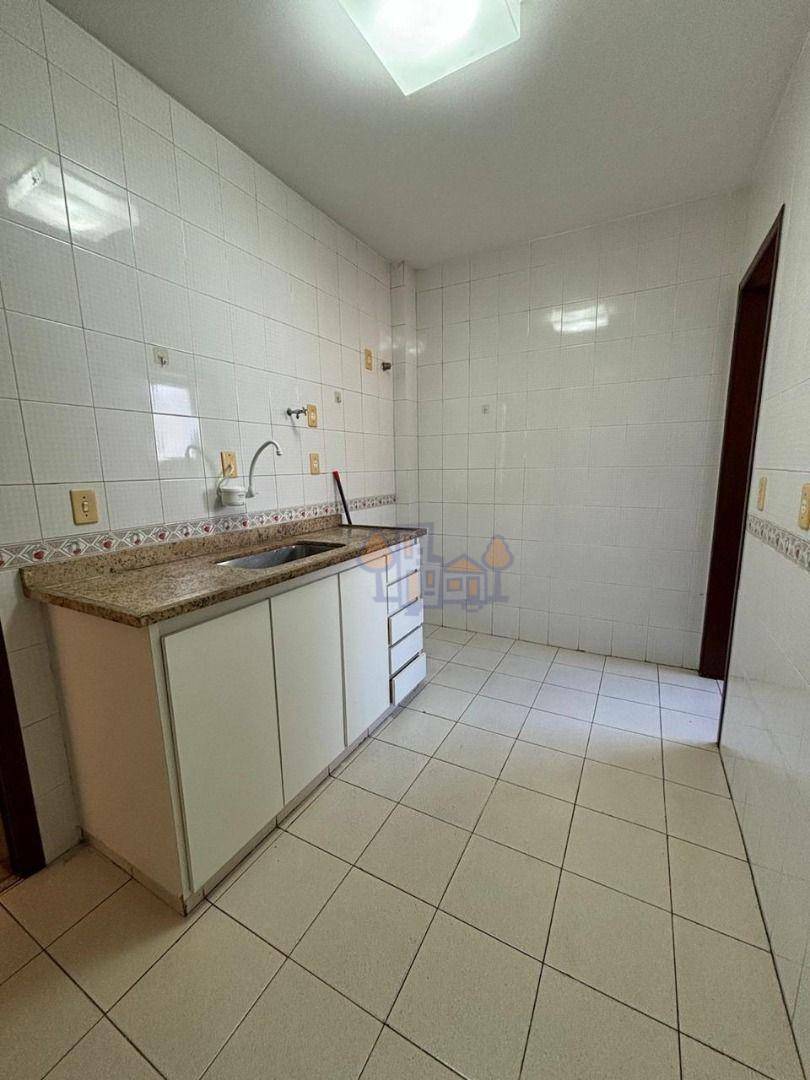 Apartamento à venda com 2 quartos, 100m² - Foto 15