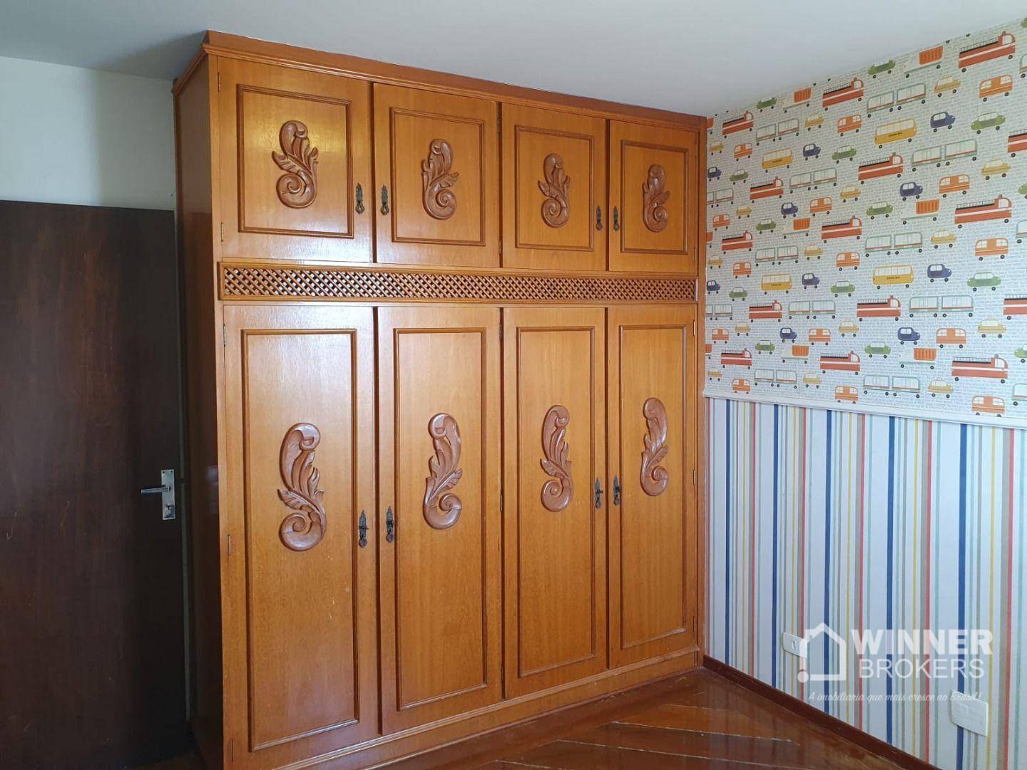 Apartamento à venda com 4 quartos, 218m² - Foto 7