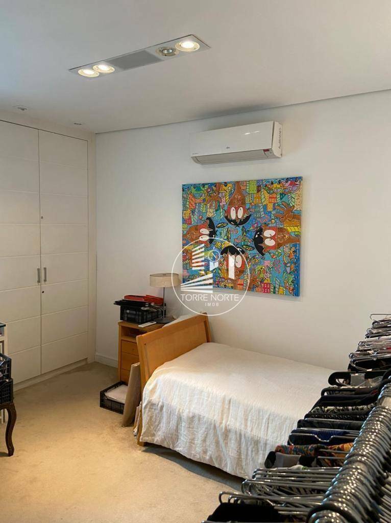 Apartamento à venda com 4 quartos, 353m² - Foto 11